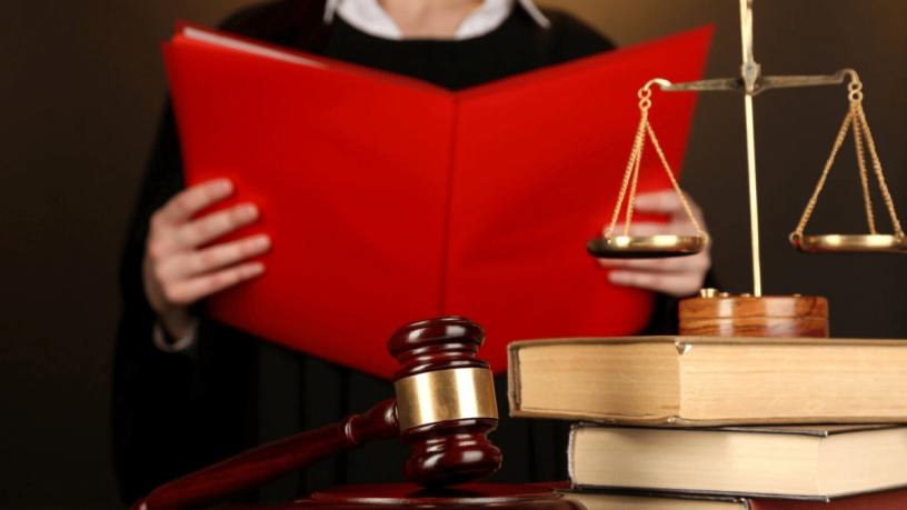 izmir-bosanma-avukati-gizem-aral-big-0